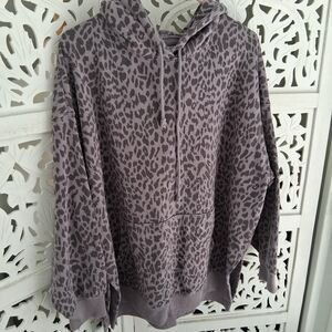 American Eagle Leopard Print Women's Hoodie Sweater